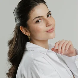 Retrato de Dra. Raissa Piagentini